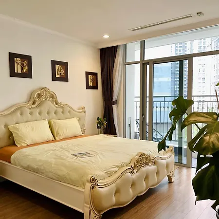 4Br - Landmark 81 - Pool & Riverside - City Center